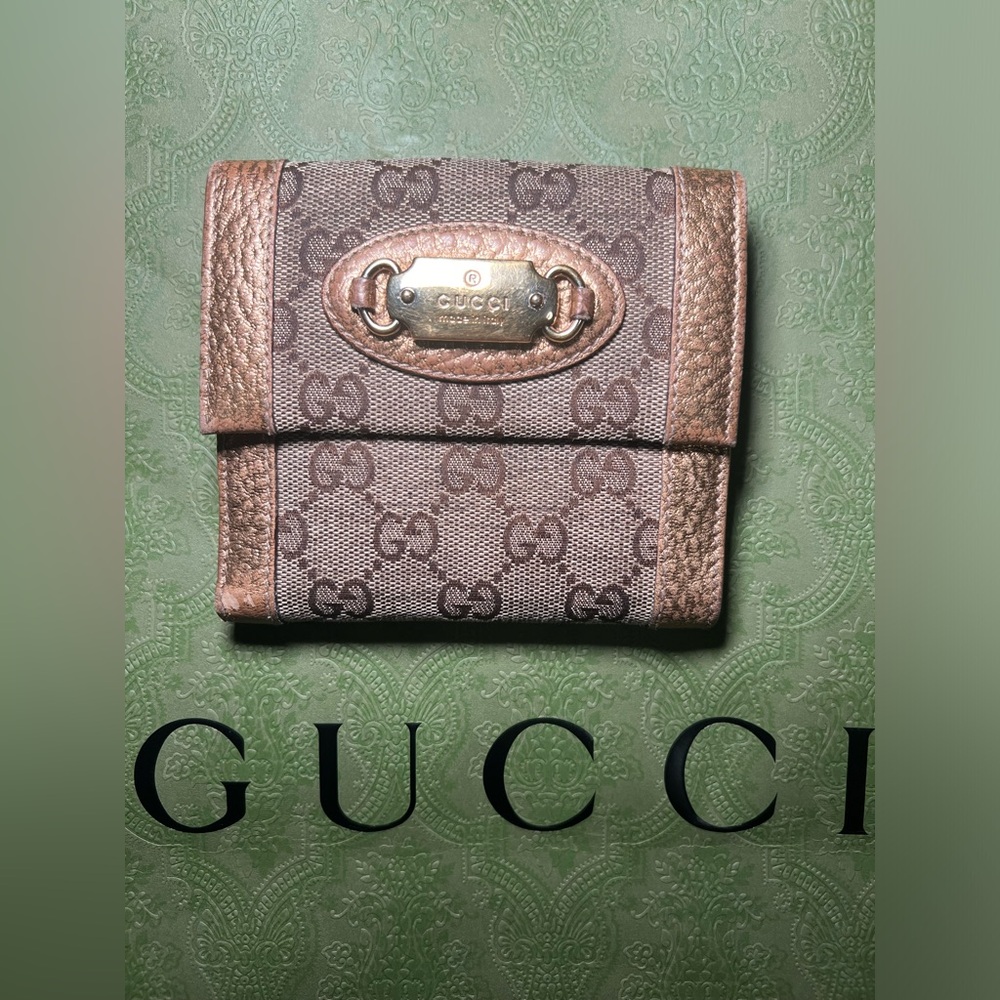 AUTHENTIC vintage GUCCI wallet